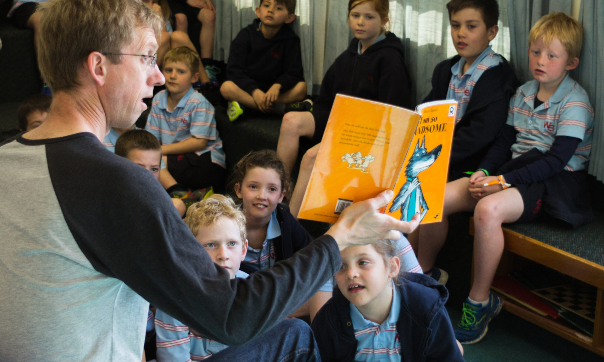 Storytelling in the Information Centre at Wadestown School.